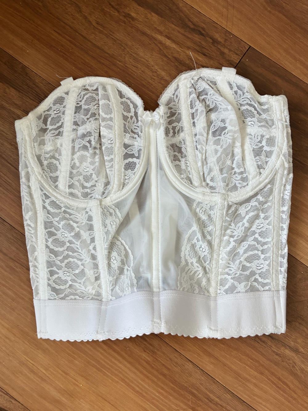 Vintage Goddess 689 White Lace Longline Bustier Bra 34DD Strapless Boned